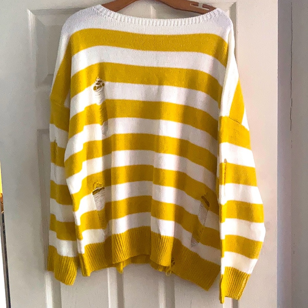 Mustard & cream sweater